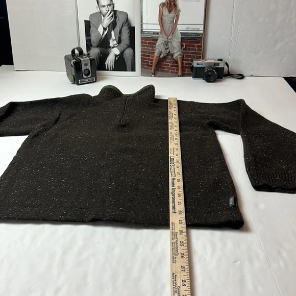 Woolrich 1/4 zip up pull over lambs wool sweater